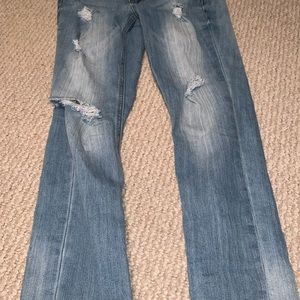 Size 9 skinny ripped skinny jeans